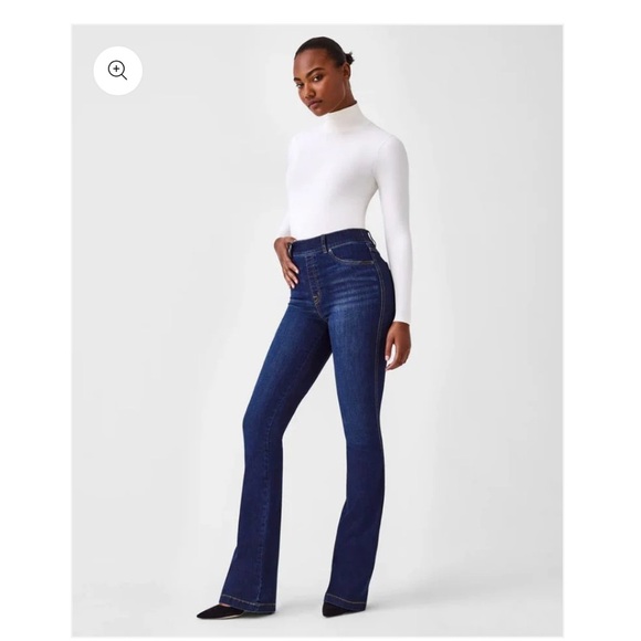 Spanx Blue High Rise Flare Leg Jeans Midnight Large - Picture 1 of 10